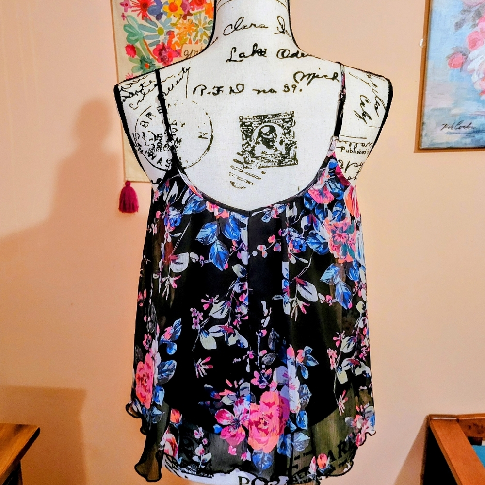 Express Boho Chic Floral Pleated Top, Chiffon, Romantic, XS, Flowy, EUC - Picture 8 of 14